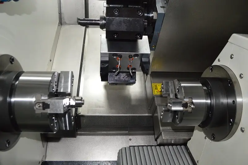 Fornecedor de torno CNC multi -função para oficina 4