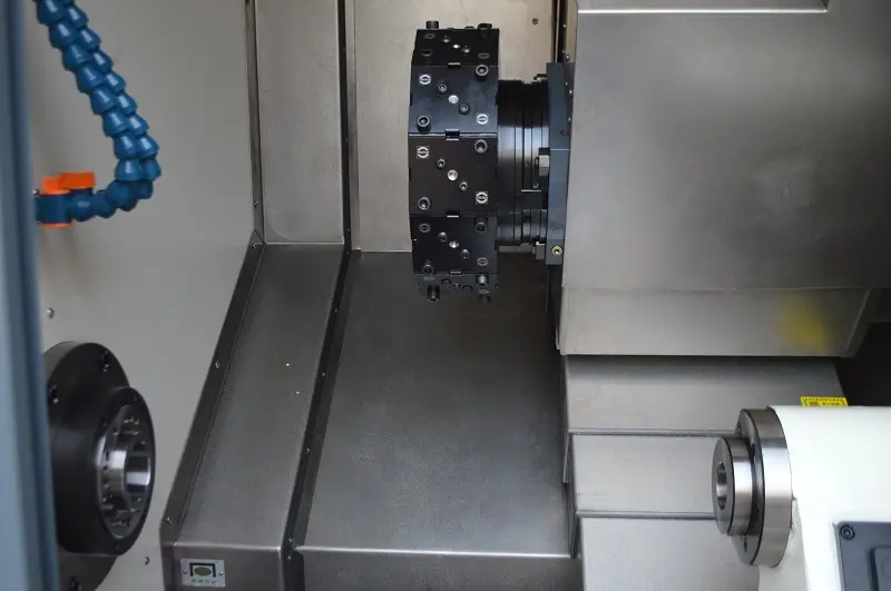JSWAY CNC 3 Máquina de moagem CNC para venda para a parte da lanterna 5