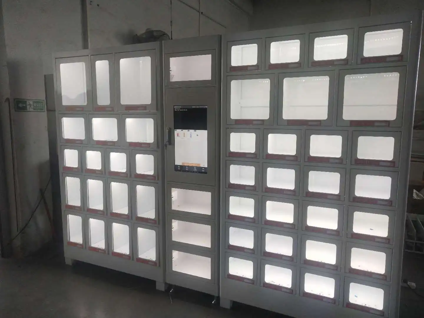high capacity coke vending machinee wholesale for drinks 8