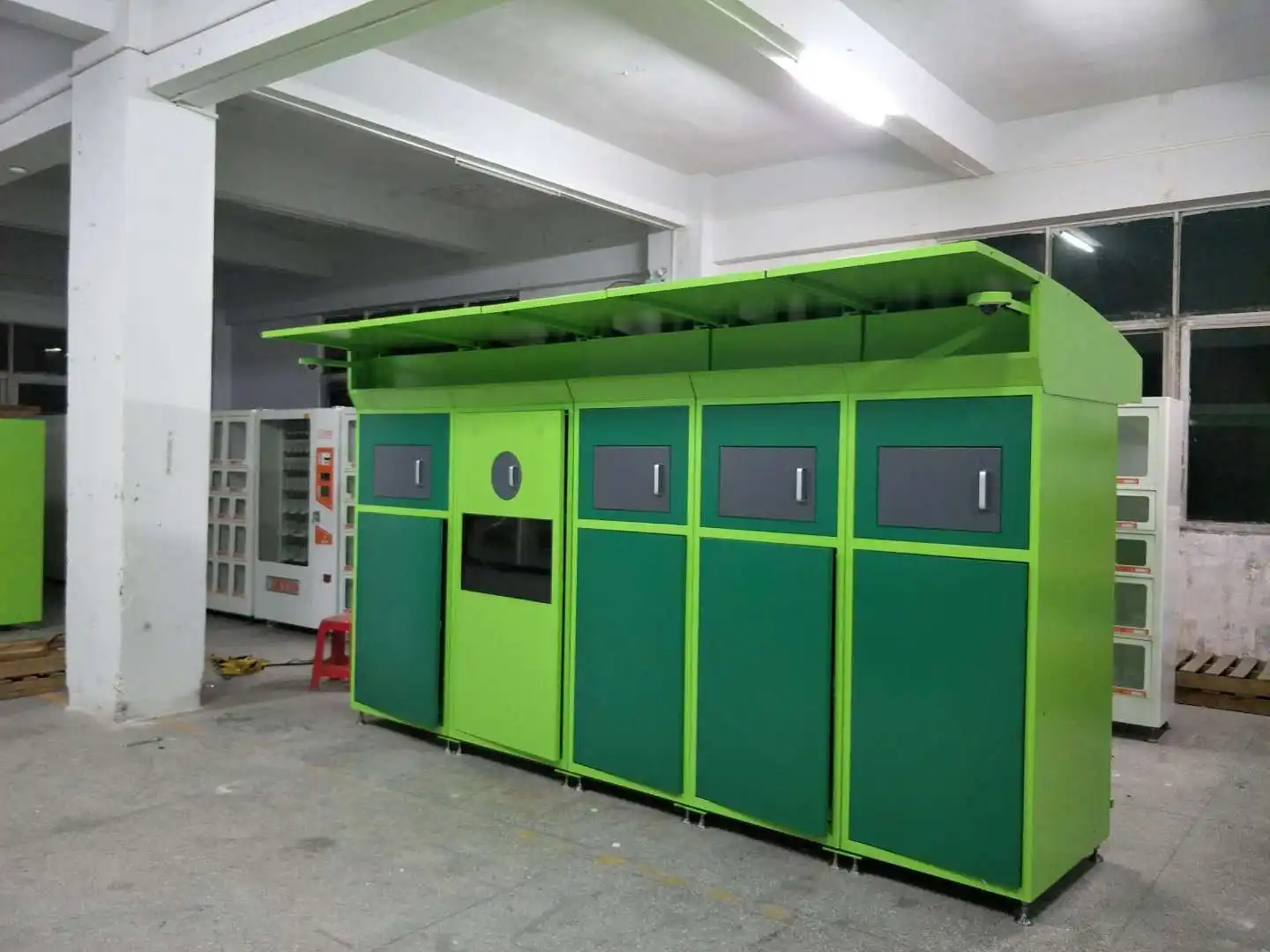 Haloo robot vending machine factory direct supply for lucky box gift 9