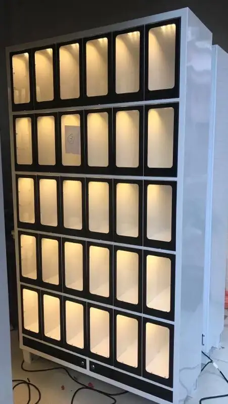 Ice Cream Vending Machine for Sale Factory for Pedestrian Streets 4