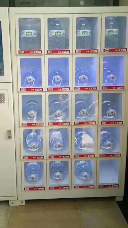 Safe to Usesweet Vending Machine for Pedestrian Streets 3