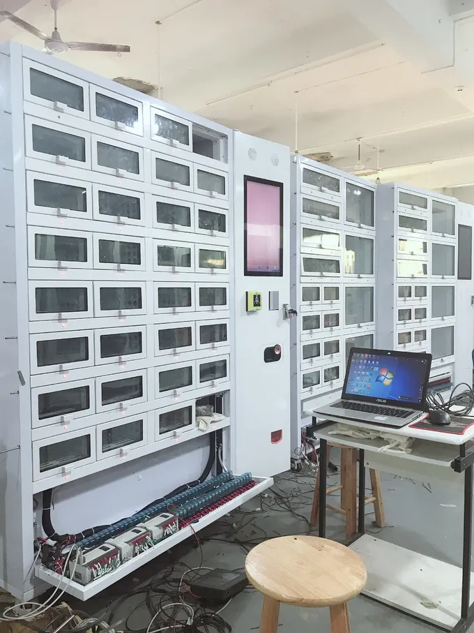 Haloo professional cabinet vending machine factory for snack 6