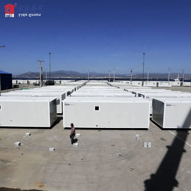 Lida Group Latest container beach house for business used as shower room 5