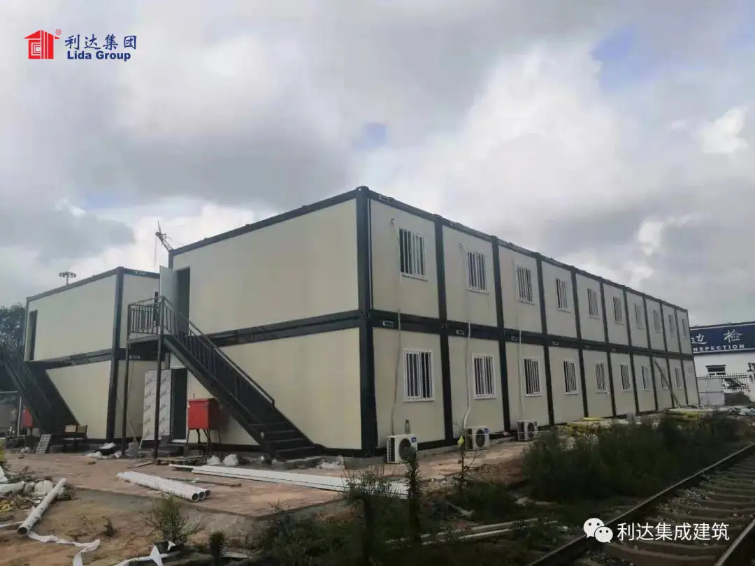 40FT Factory Used Sandwich Panel Material Factory Affordable Prefabricated Container Labor Camp 1