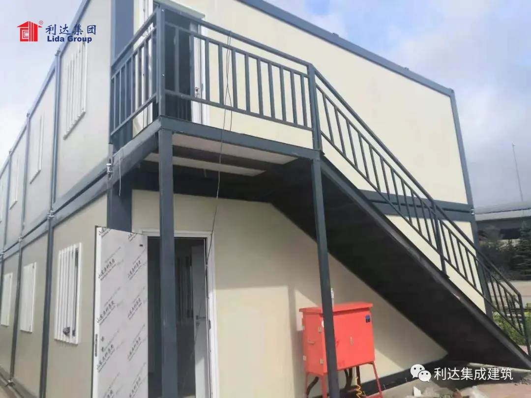 Latest large shipping containers for sale company used as booth, toilet, storage room 2