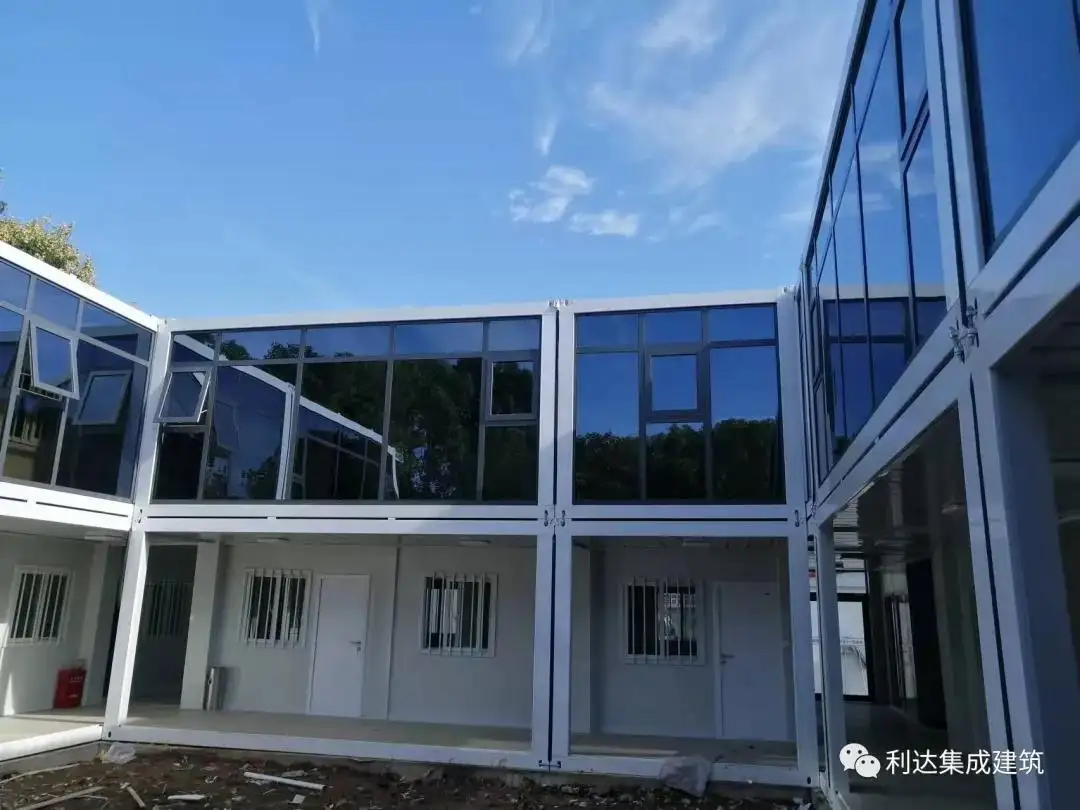 Lida Group Wholesale cargo container home builders Supply used as booth, toilet, storage room 4
