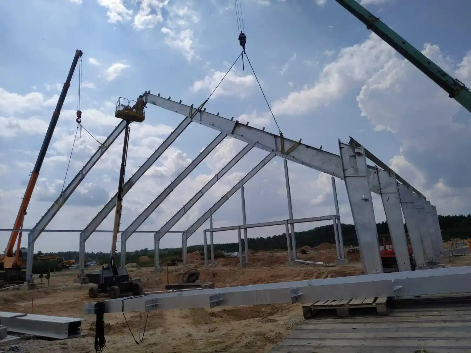 China Prefabricated Steel Structure Building, Steel Structure Warehouse Building, Steel Structure Hangar Building, Steel Structure Storage Building 1