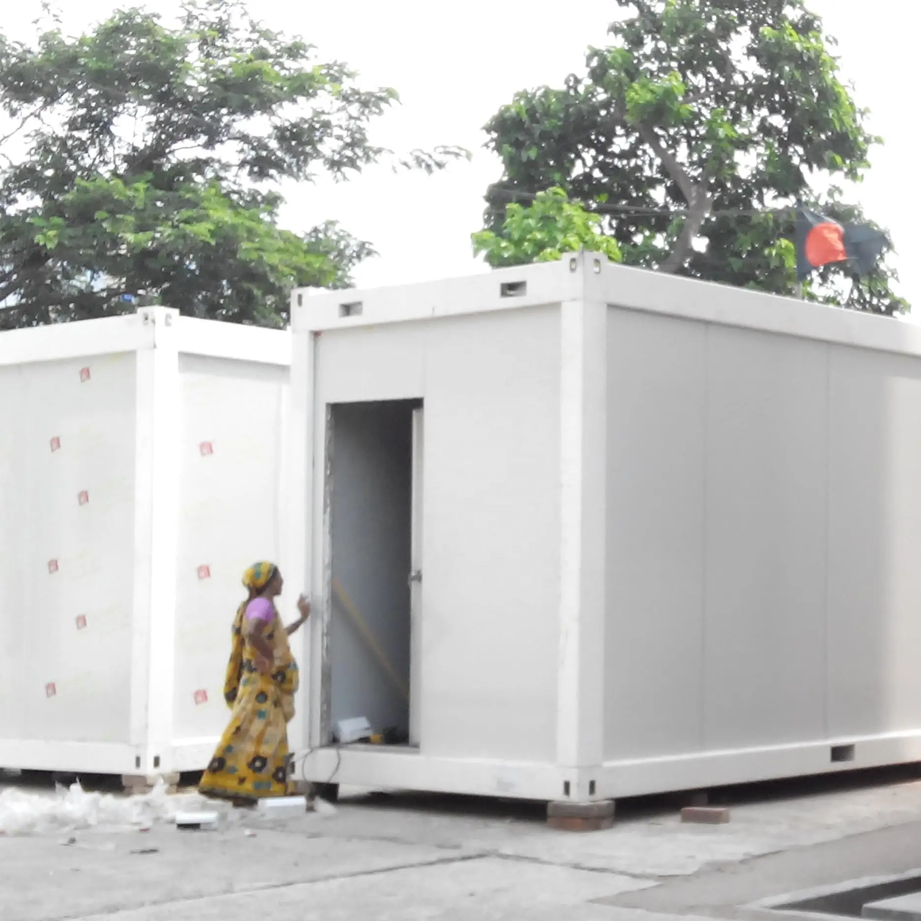 public mobile container toilet block 1