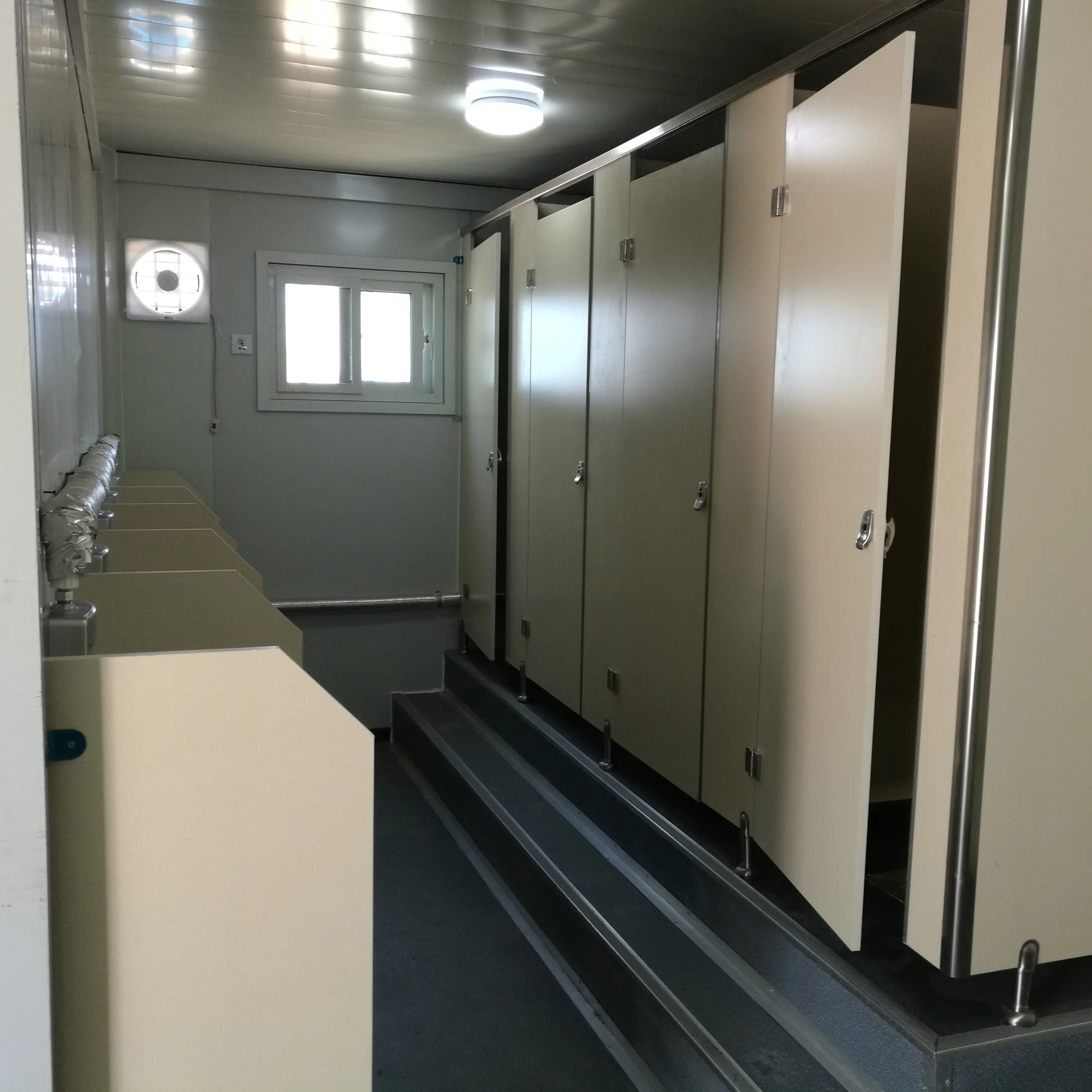 Flat Pack Prefab Mining Containeroffice with bathroom 1