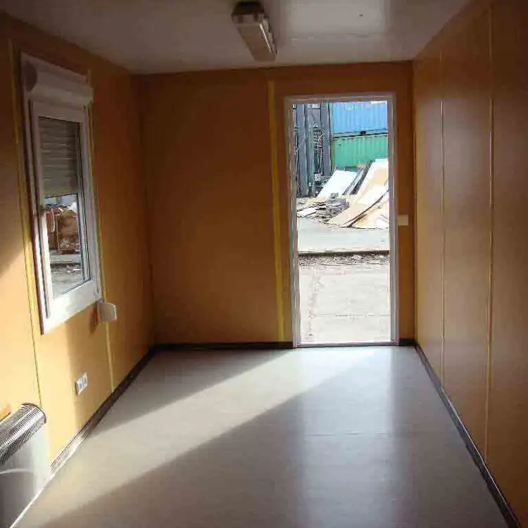 Egyptstyle container house 1