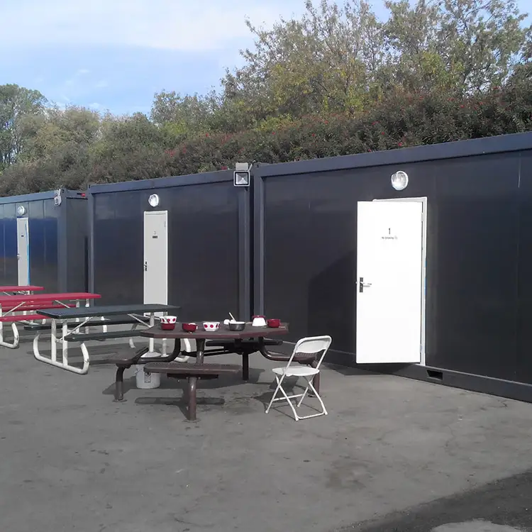 Prefabricated Container Easy Assembling Slope Prefab Camp Home 1