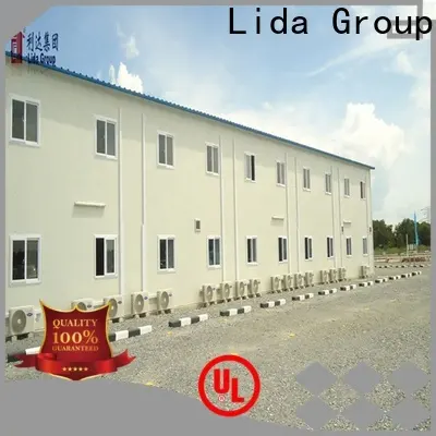 Lida شراء مجموعة من المنازل الشاطئية الجاهزة لسكن الموظفين 1