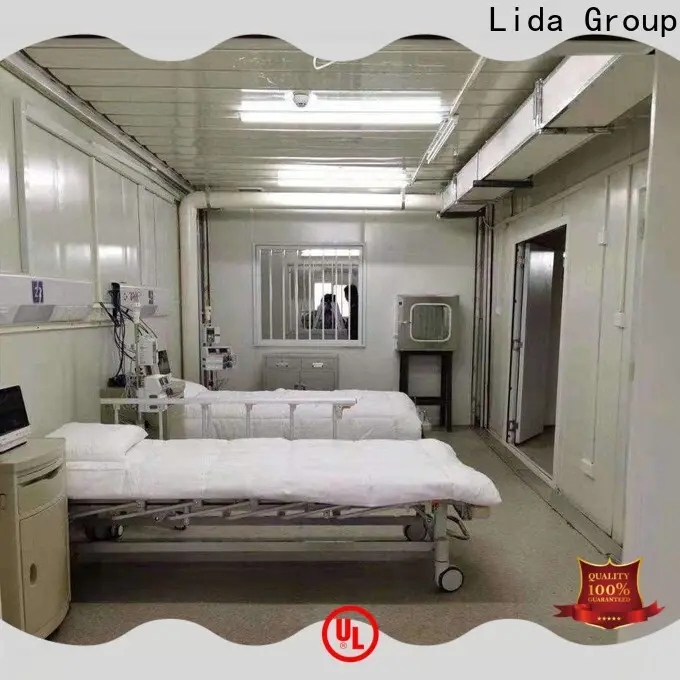 Lida تقوم المجموعة بشراء موردي المنازل المصنعة لـ Sentry Box و Guard House 1