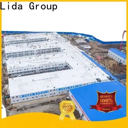 Lida Empresas del grupo que construyen viviendas en contenedores marítimos que la empresa utiliza como caseta, aseo, trastero. 1