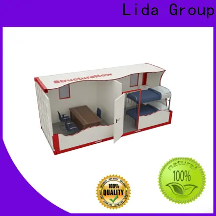 Lida Los mejores edificios del grupo fabricados con contenedores de transporte, comprados al por mayor, utilizados como cocina y cuarto de ducha. 1