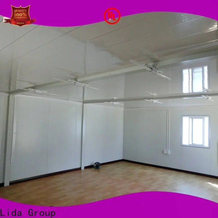 Lida Grupo Nuevos fabricantes de viviendas con contenedores de envío utilizados como stand, baño y trastero. 1