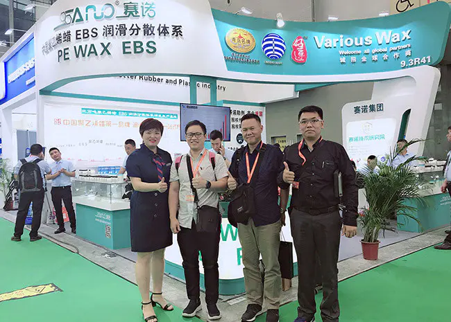 Zinc Stearate Manufacturers White flake Zinc Stearate with lubrication 28