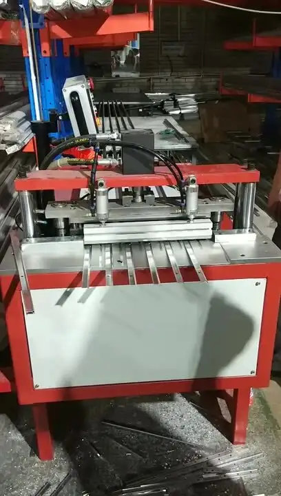 4 mould air conditioning aluminum ventilation diffuser linear bar grille cutting machine hole punching 1