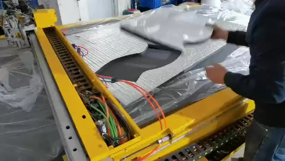 High speed easy operating HVAC air duct foam board cutter insulation cutting machine 1