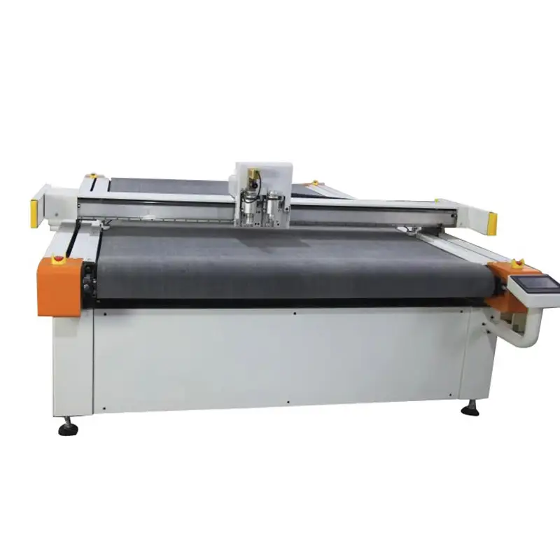 Insulation cutting machine with automatic feeding table 1