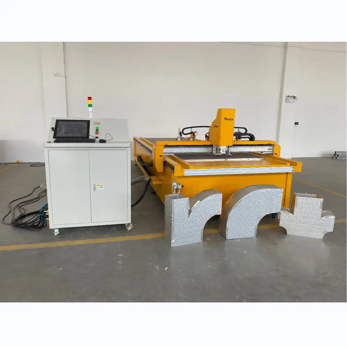 Ventech insulation duct cutting machine 1