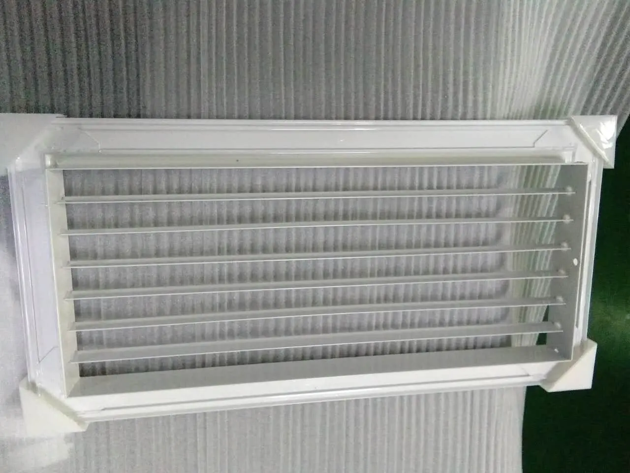 Ventech Automatic Aluminum Air Grille Diffuser welding machine for air diffusers and air grille  diffuser welding machine338 4