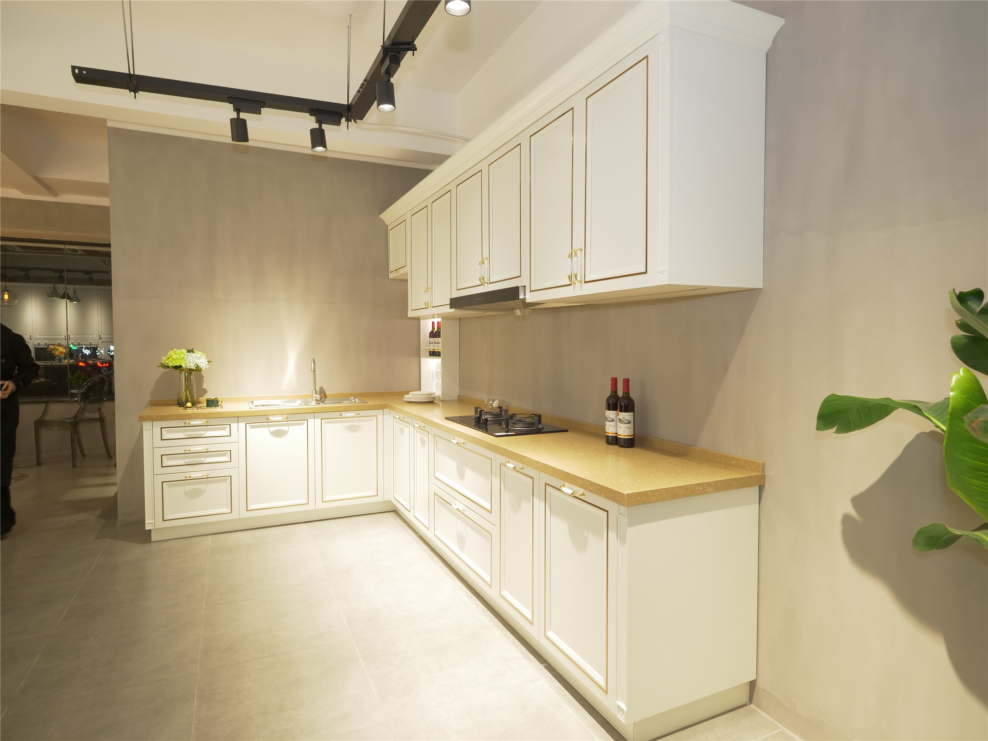 Luxury White L Shape Solid Wood Kitchen Cabinet | Aisdecor