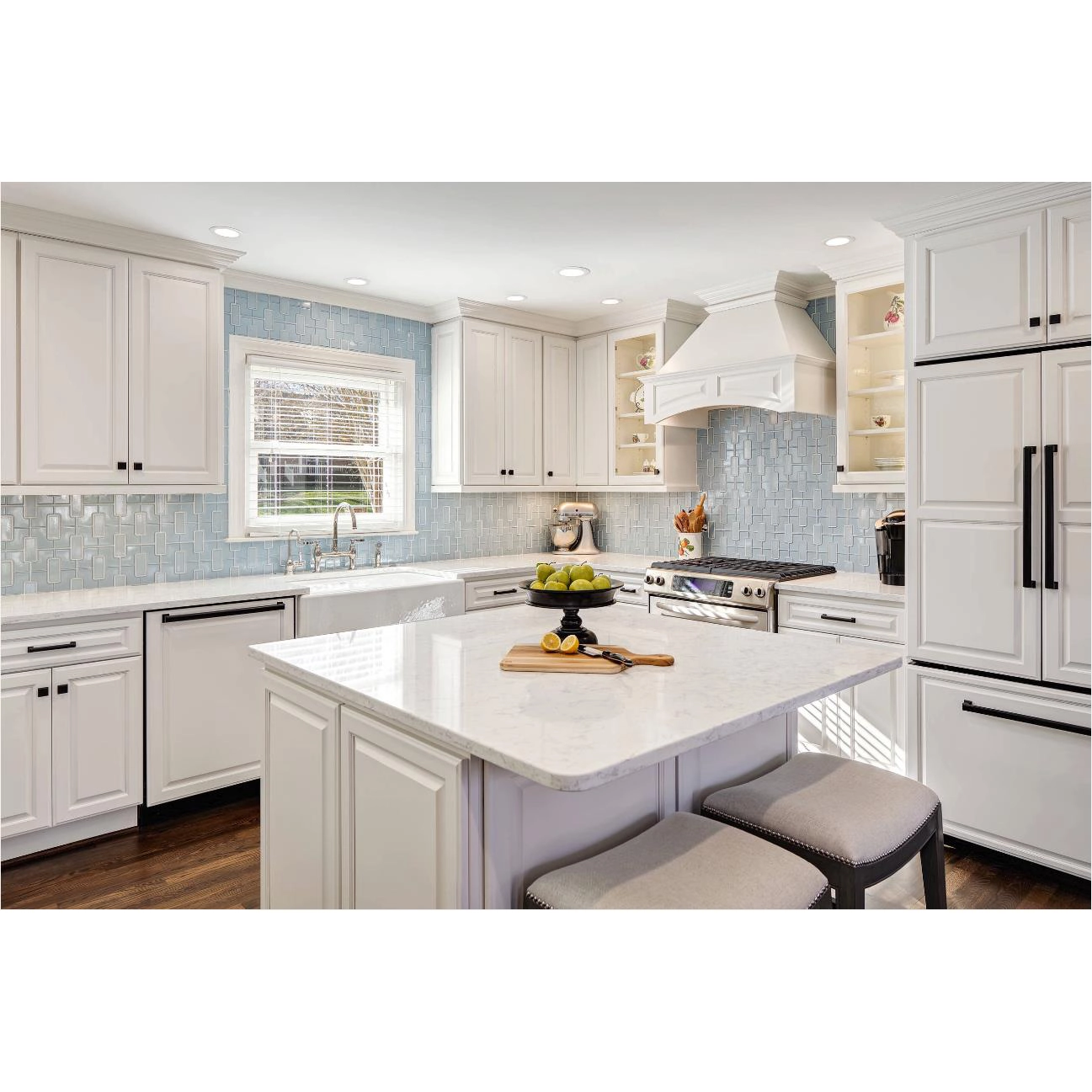 Best Quality Pure White Lacquer Kitchen Cabinet Factory Price-AisDecor 1