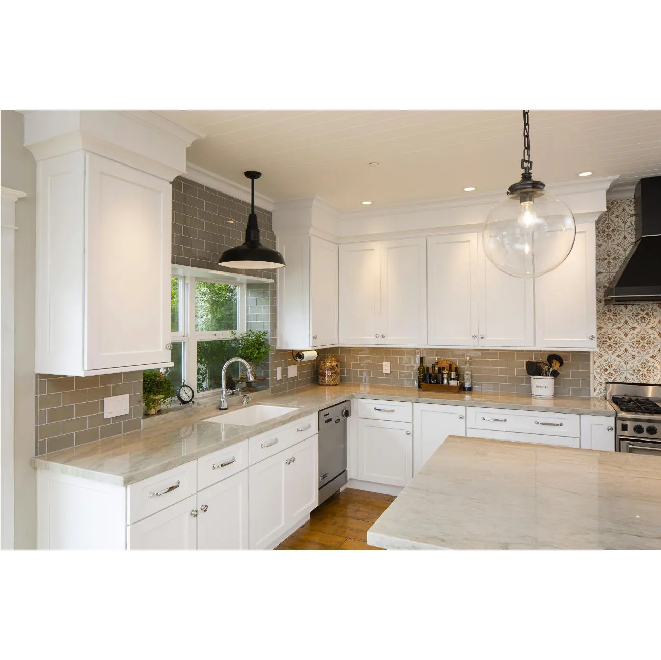 AisDecor new lacquer paint cabinets factory 3