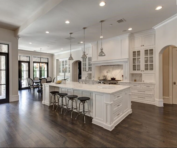 Best Quality Classic Style Pure White Solid Wood Kitchen Cabinet 1