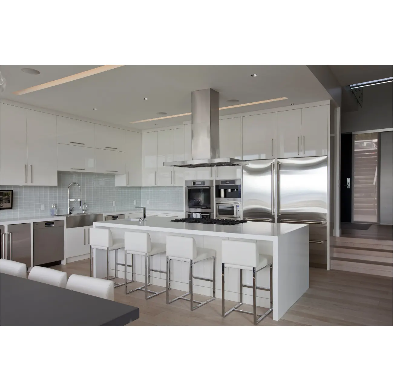 custom lacquer kitchen cabinet exporter 3