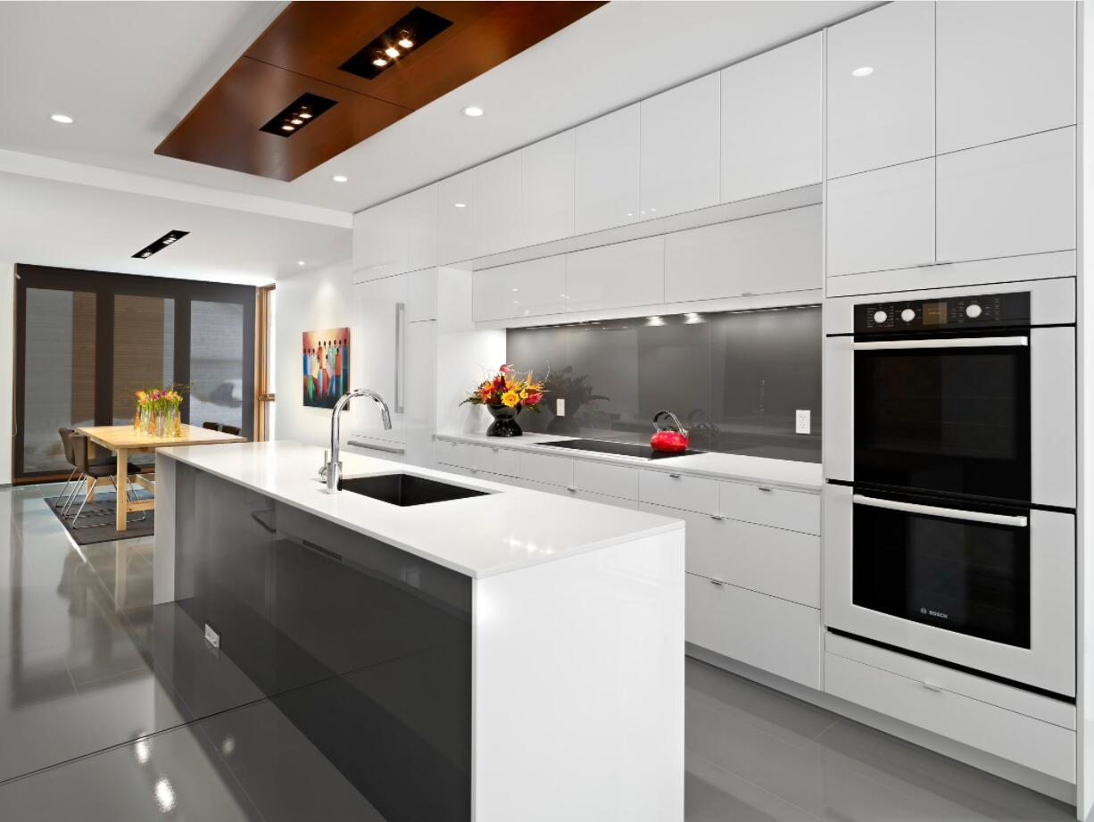 Luxury White L Shape Solid Wood Kitchen Cabinet | Aisdecor