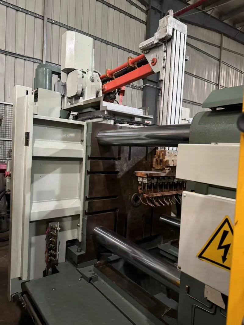 Caisse-palette pliable en PP moulée sous pression pour transport industriel intensif 3