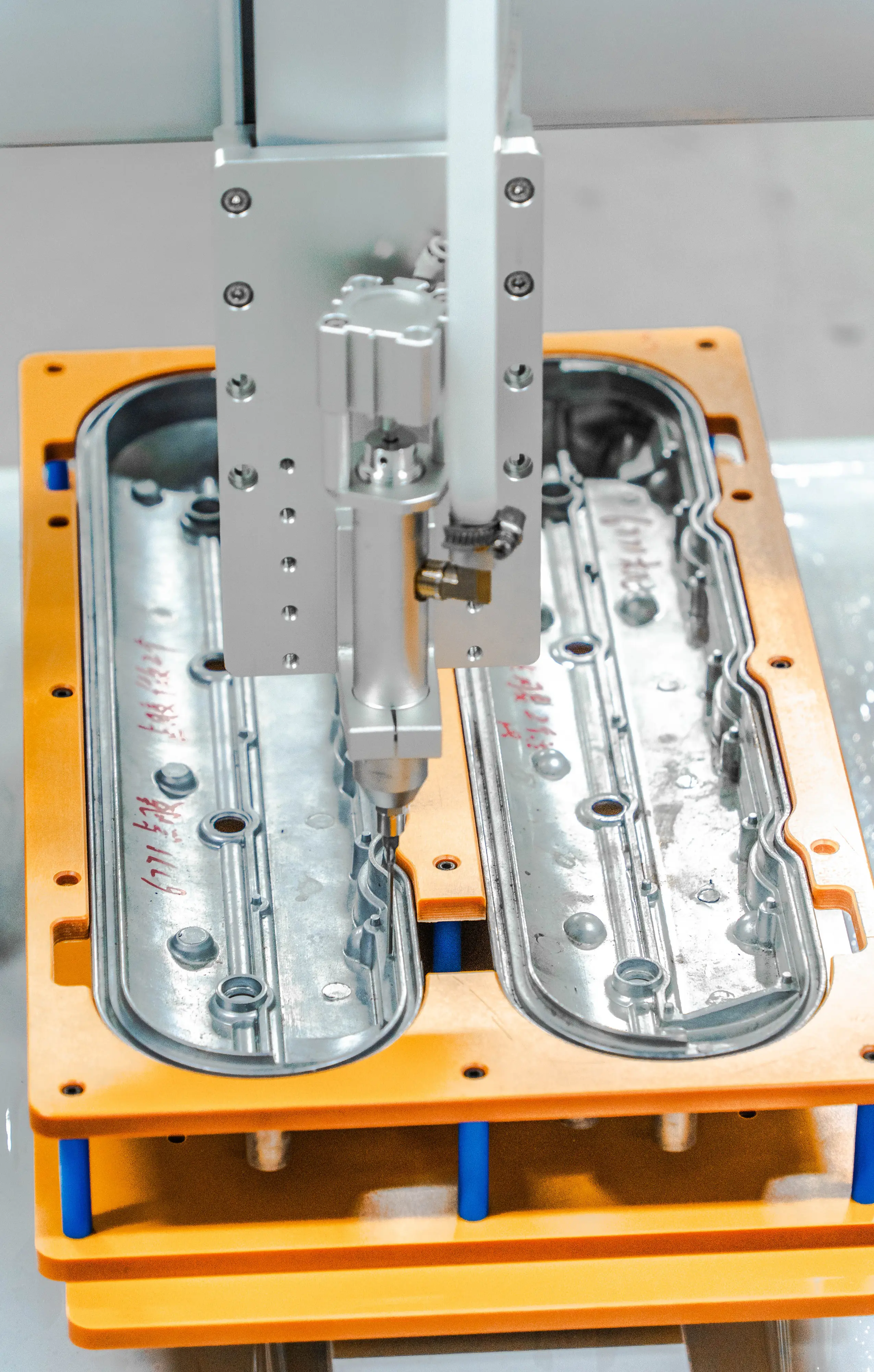 Cnc Glue Dispenser Machine Wholesale - Xiaomao Machine-4 4