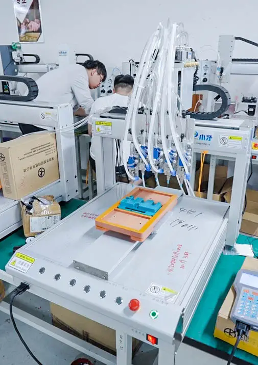 Automatic Glue Dispenser by Xiaomao Machine-2 3