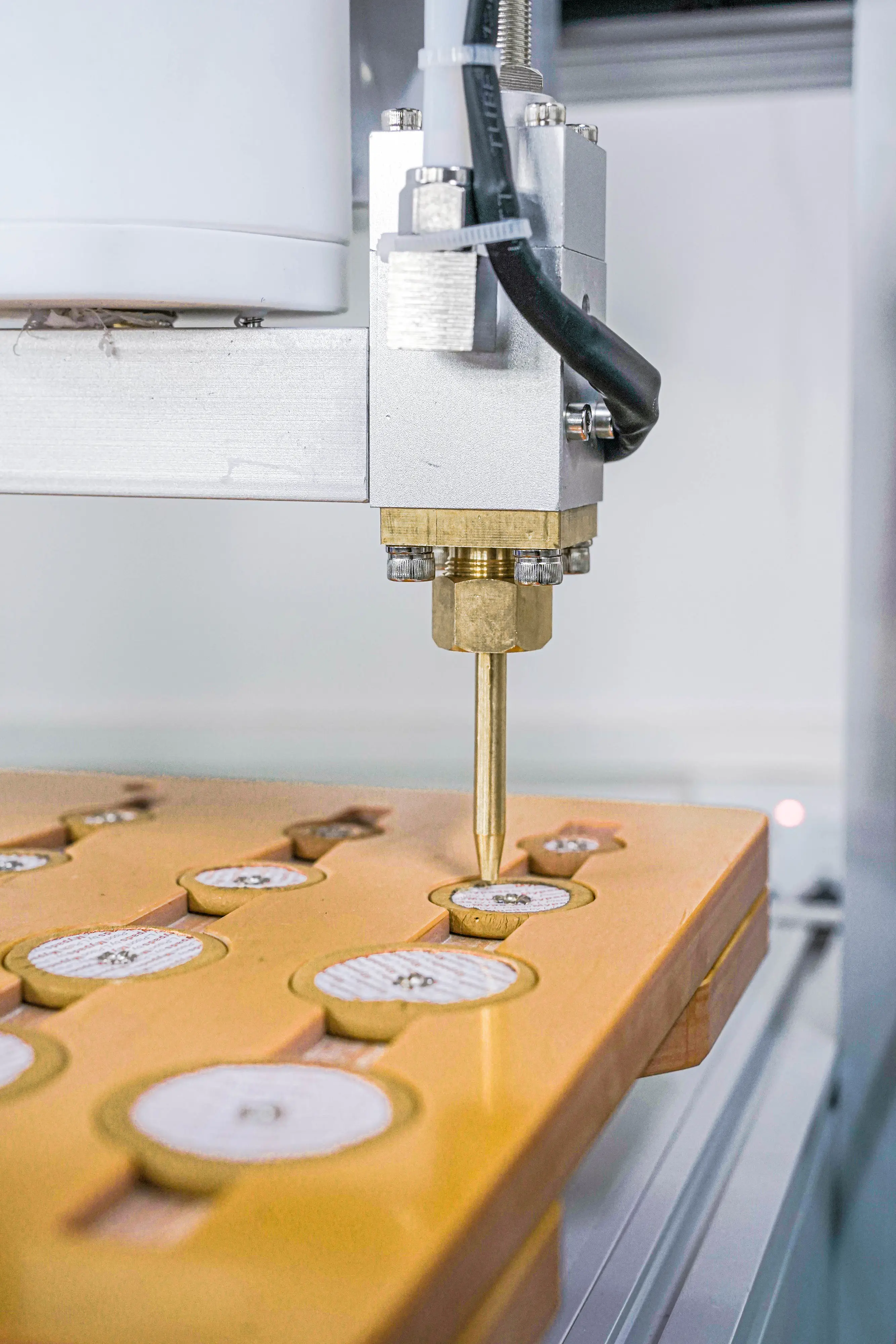 Hot Melt Glue Machines - - Xiaomao Machine 5