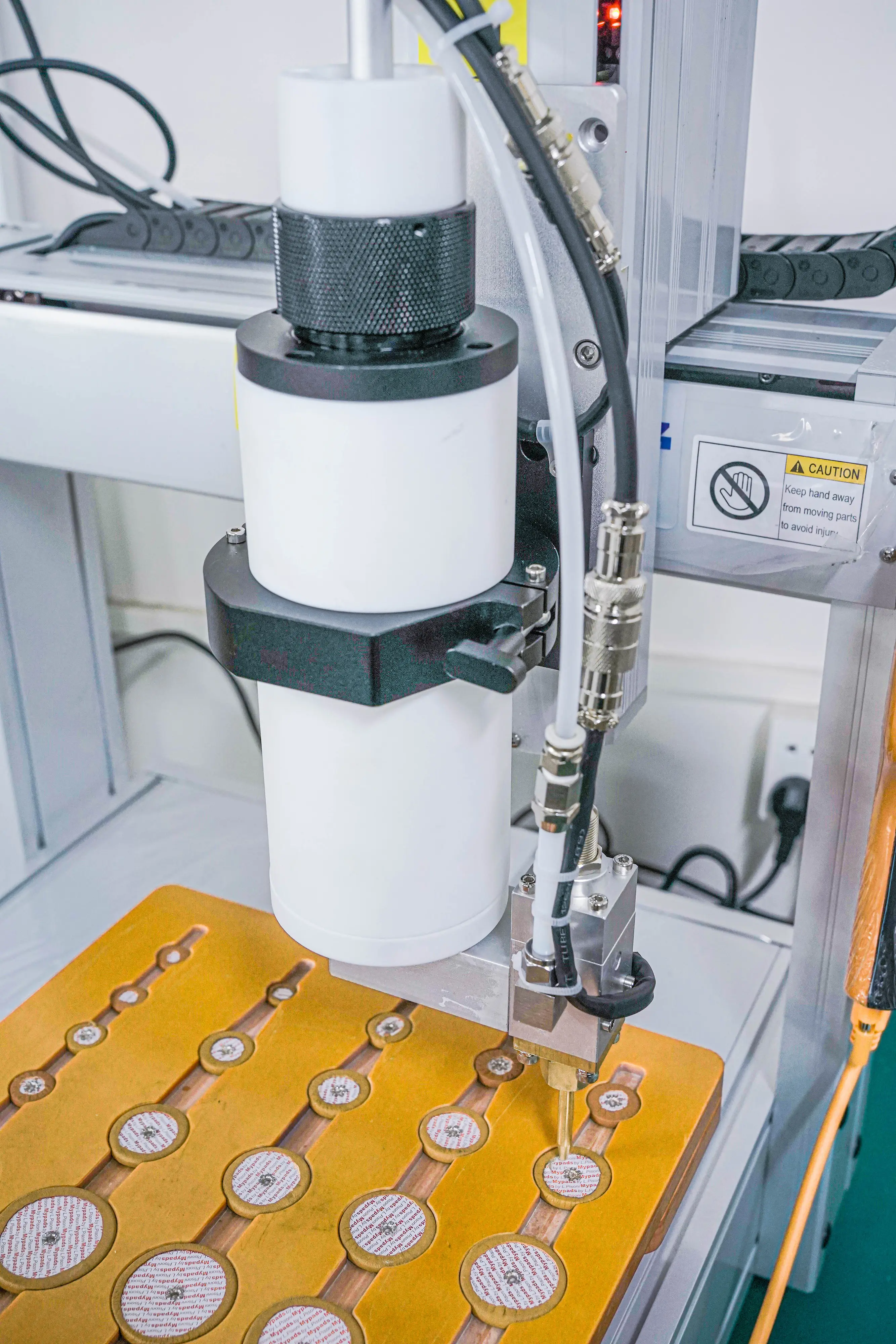 Hot Melt Glue Machines - - Xiaomao Machine 6