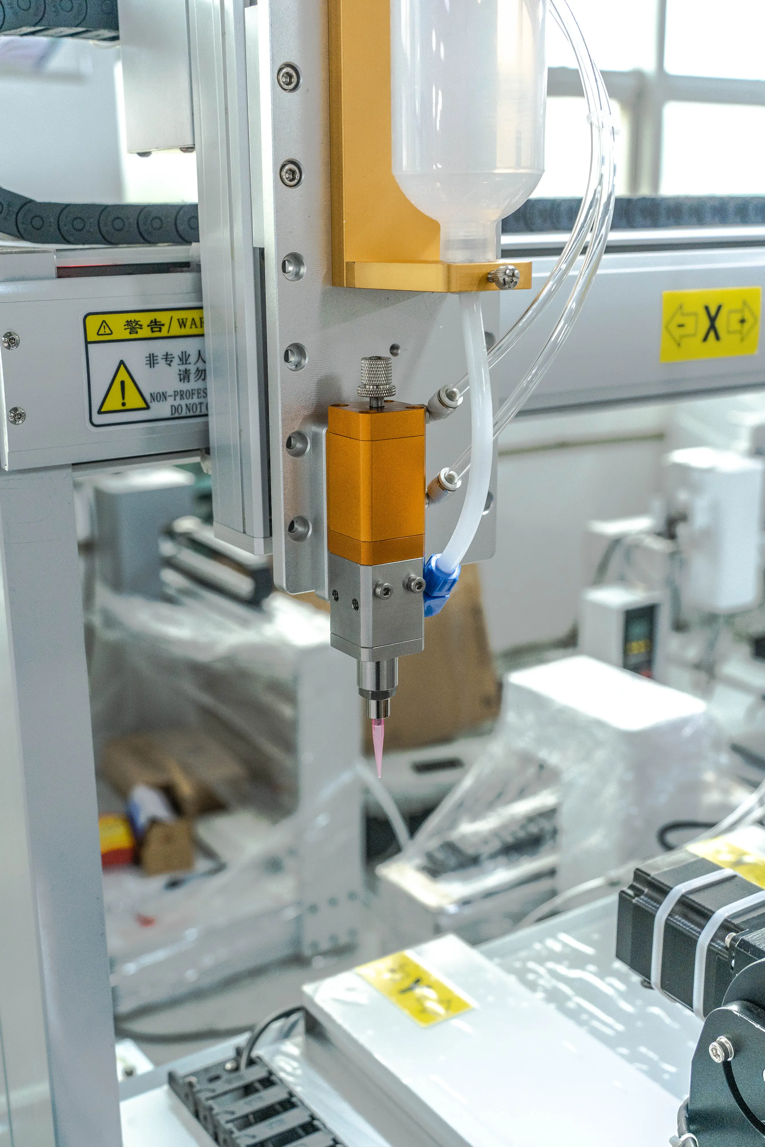 Automated Glue Dispenser by Xiaomao Machine-4 5