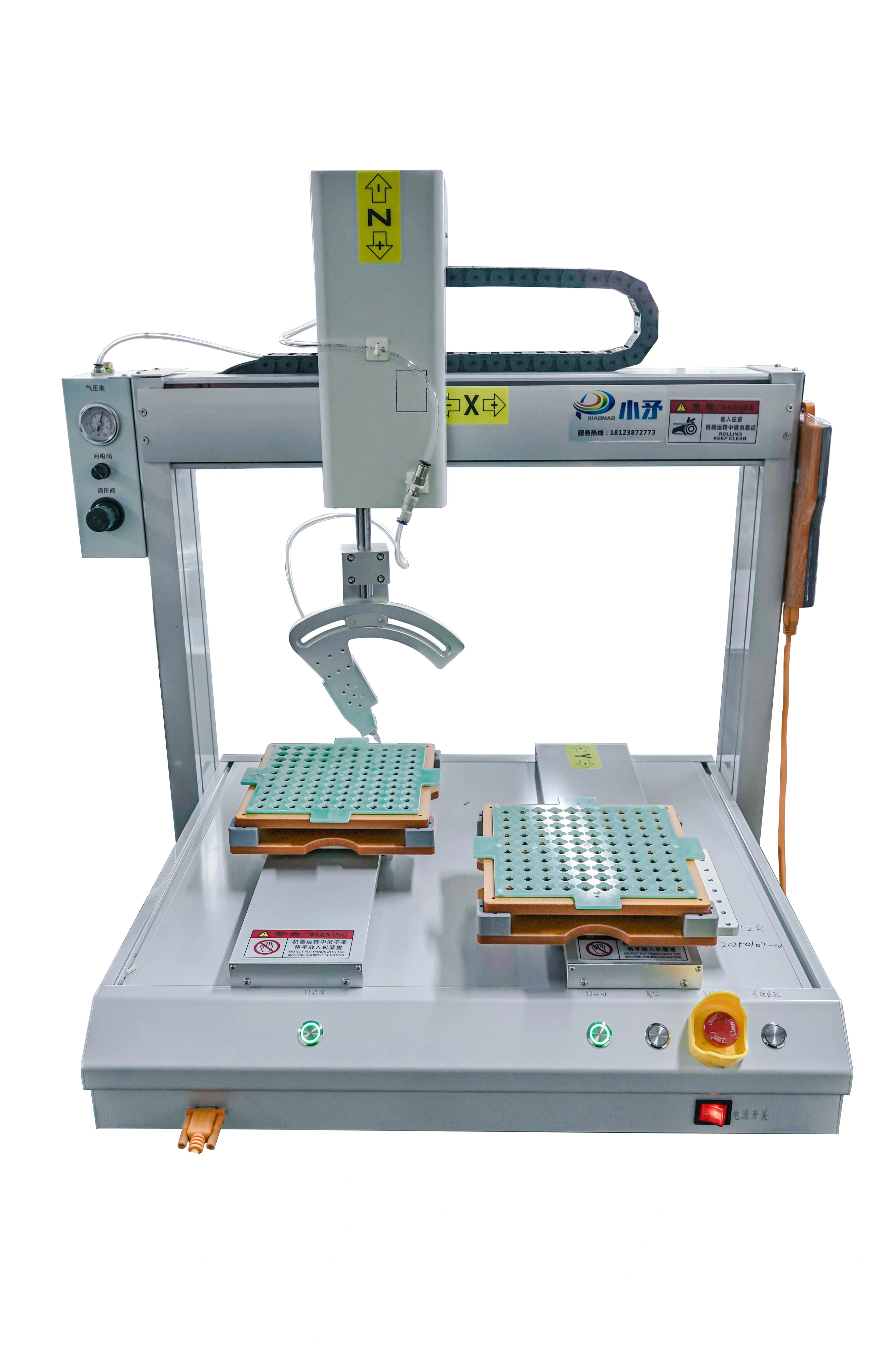 Double station Z axis rotary dispensing machine 1