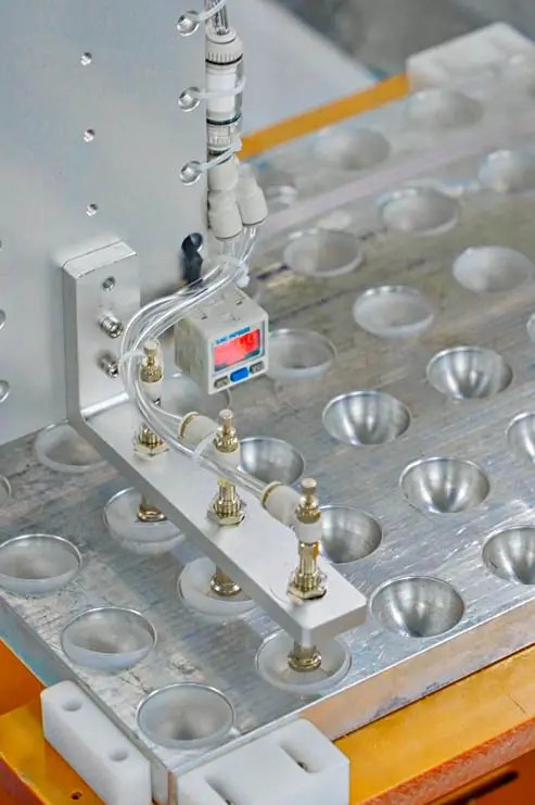 Automatic Screw Locking Machine by Xiaomao Machine-2 5