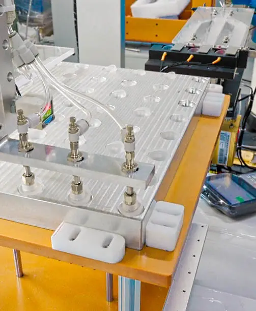 Automatic Screw Locking Machine by Xiaomao Machine-2 6