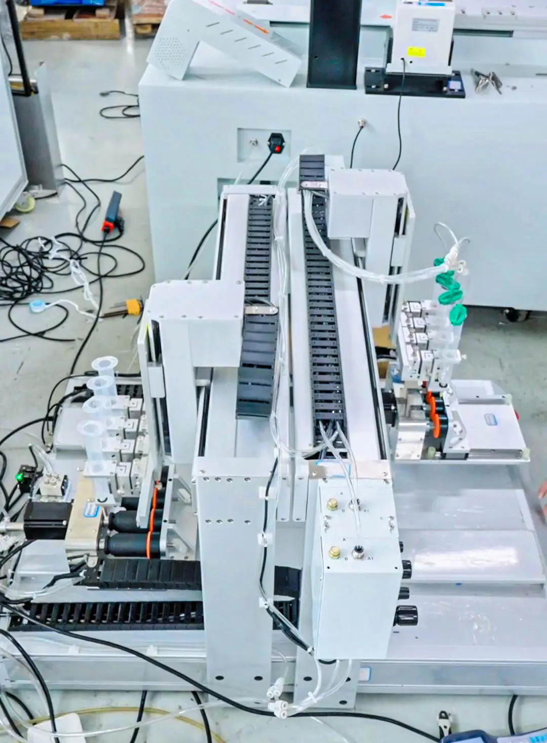 Automated Glue Dispensing Machine Wholesale - Xiaomao Machine-3 5