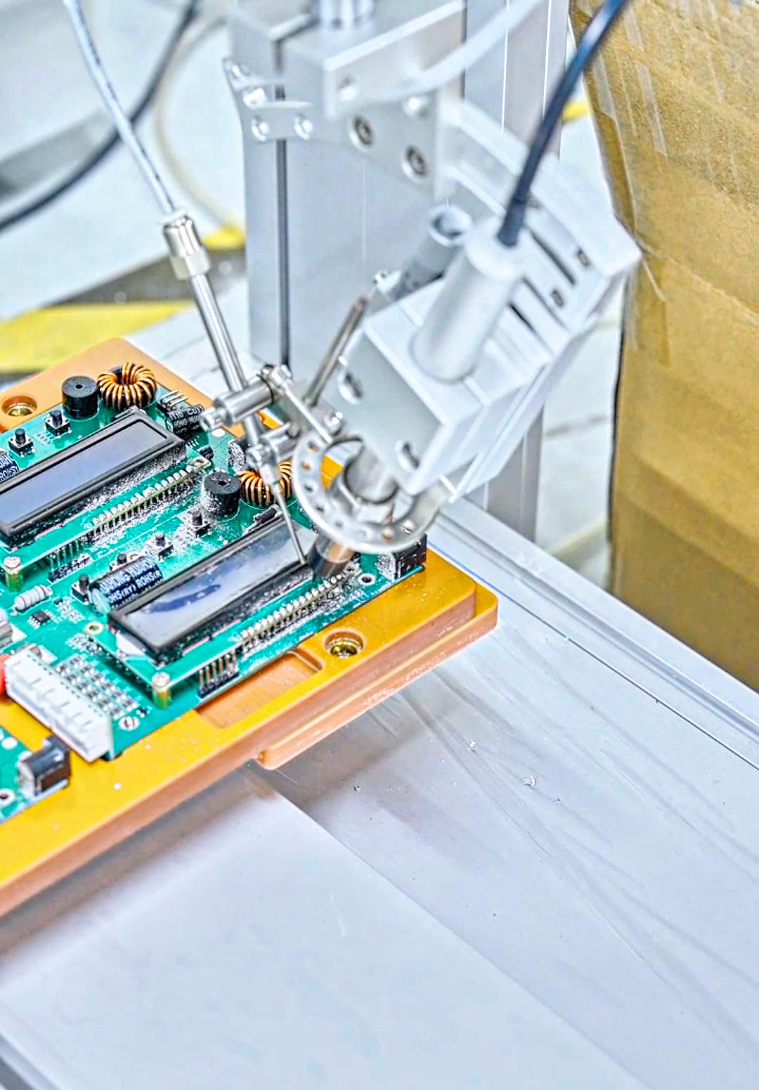 آلة لحام 6331r ثنائية المحطة للحام لوحات PCB 7