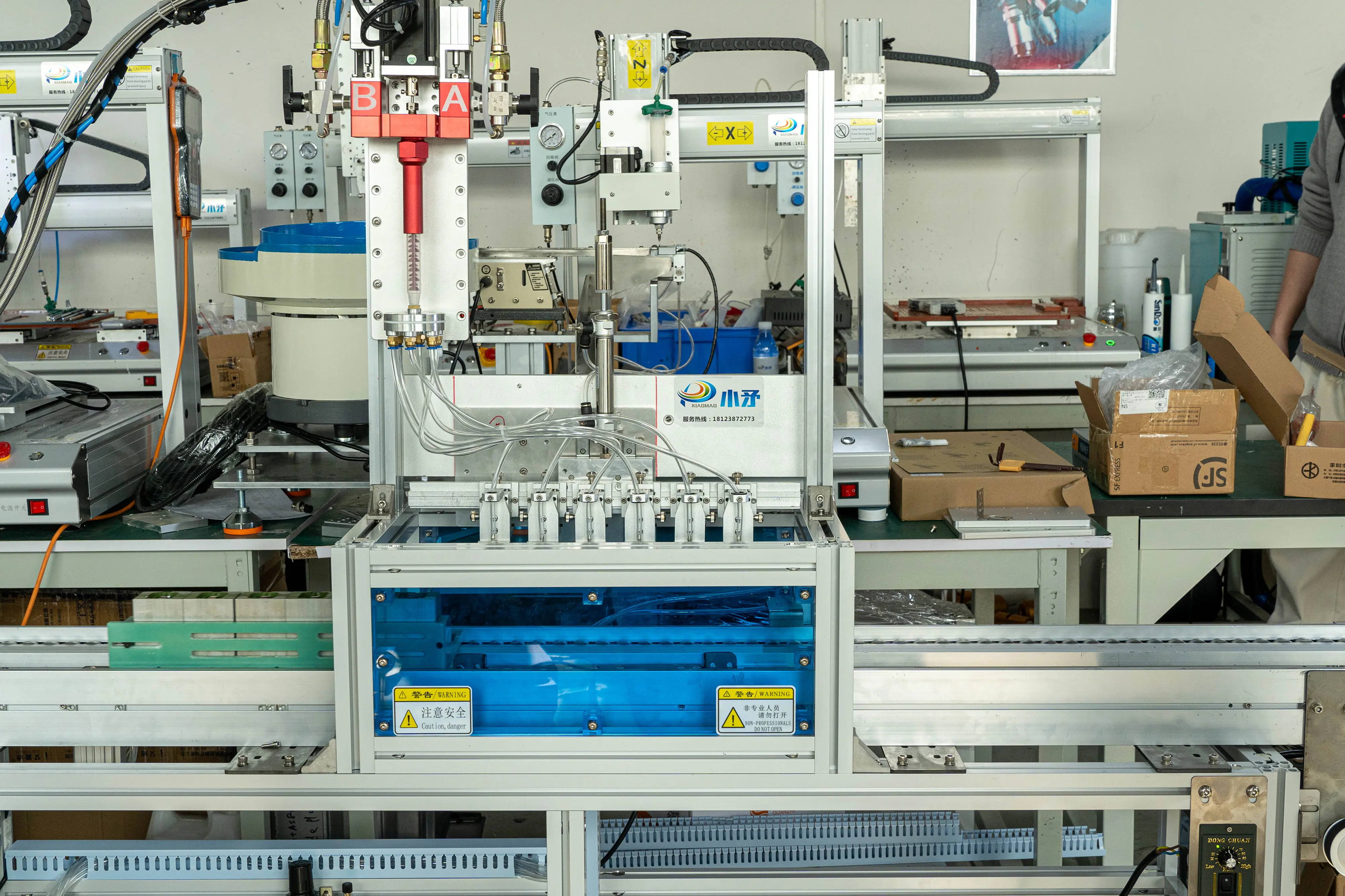Cnc Glue Dispenser Machine by Xiaomao Machine-1 4