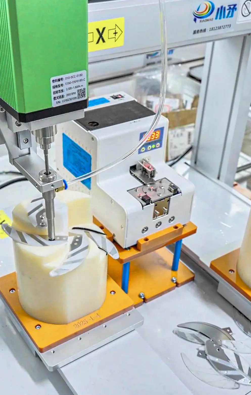 Automatic Screw Fastening Machine by Xiaomao Machine 4