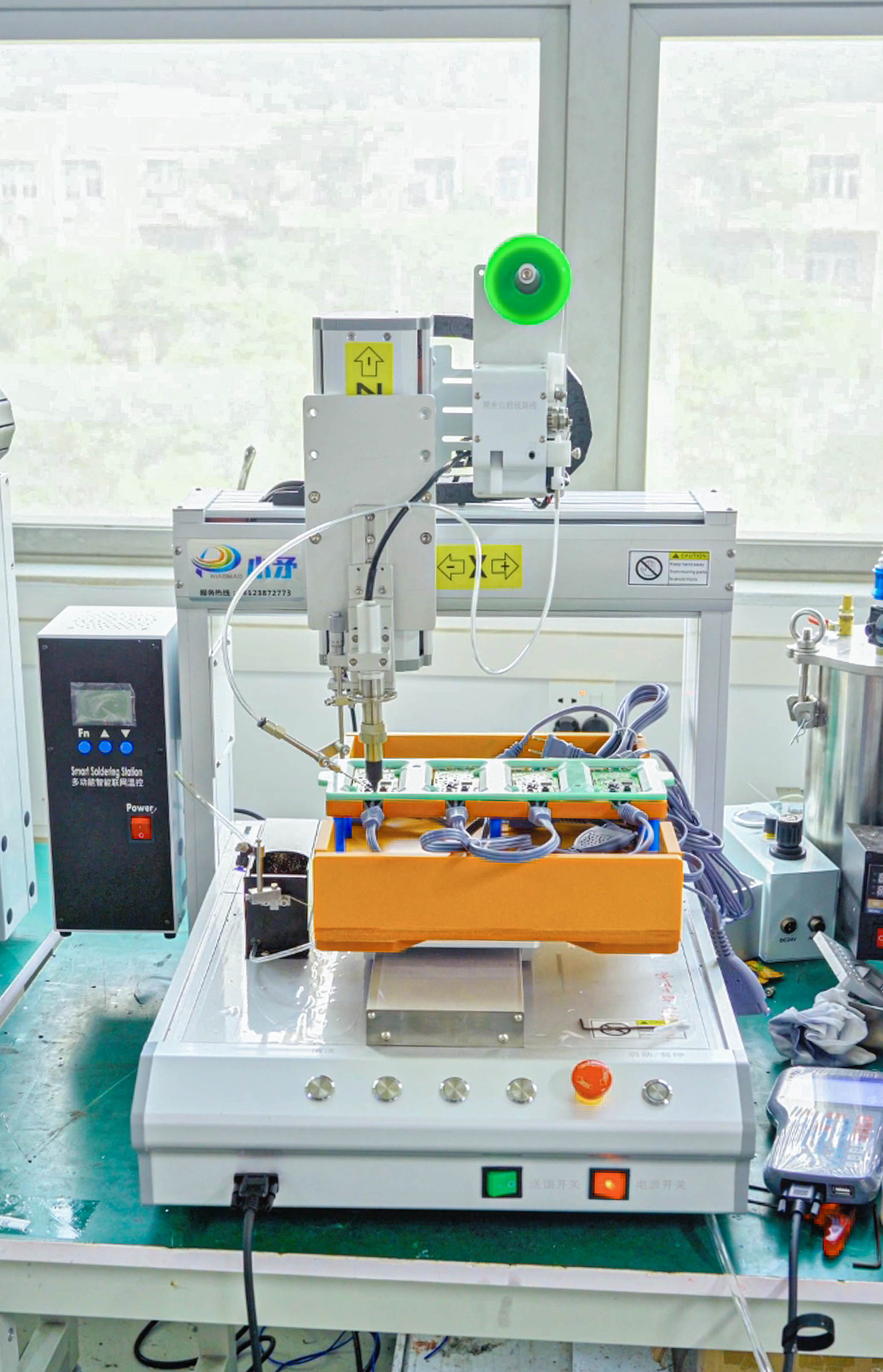 Single station PCB soldering machine 3
