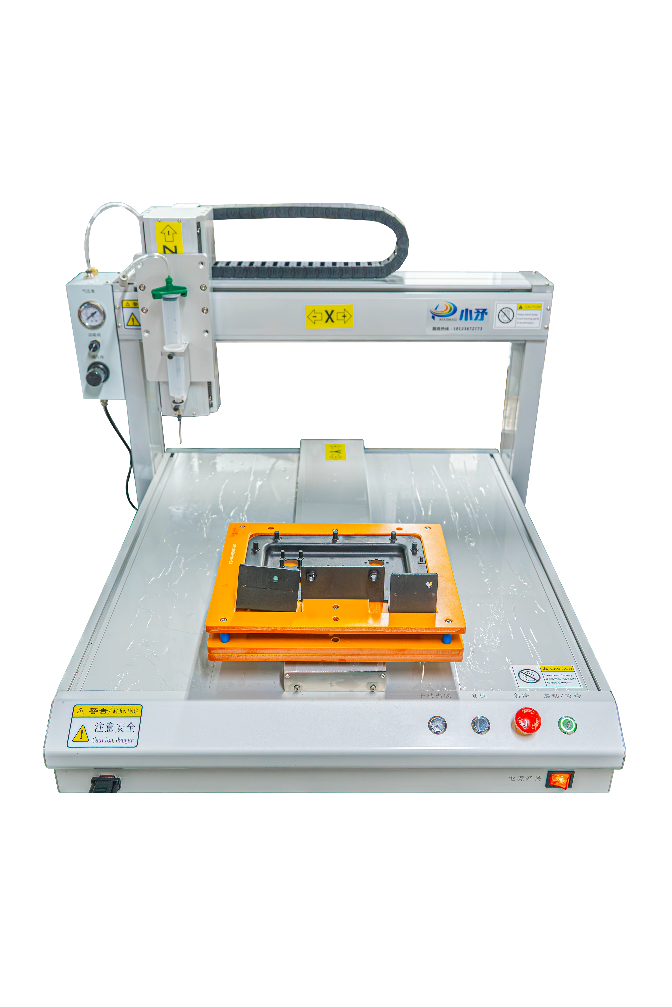 Single station glue dispenser for black plastic parts 1