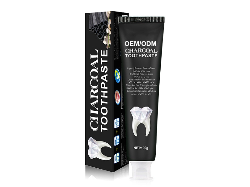 Activated Carbon Toothpaste for Stain Removal and Sensitivity Reduction 1