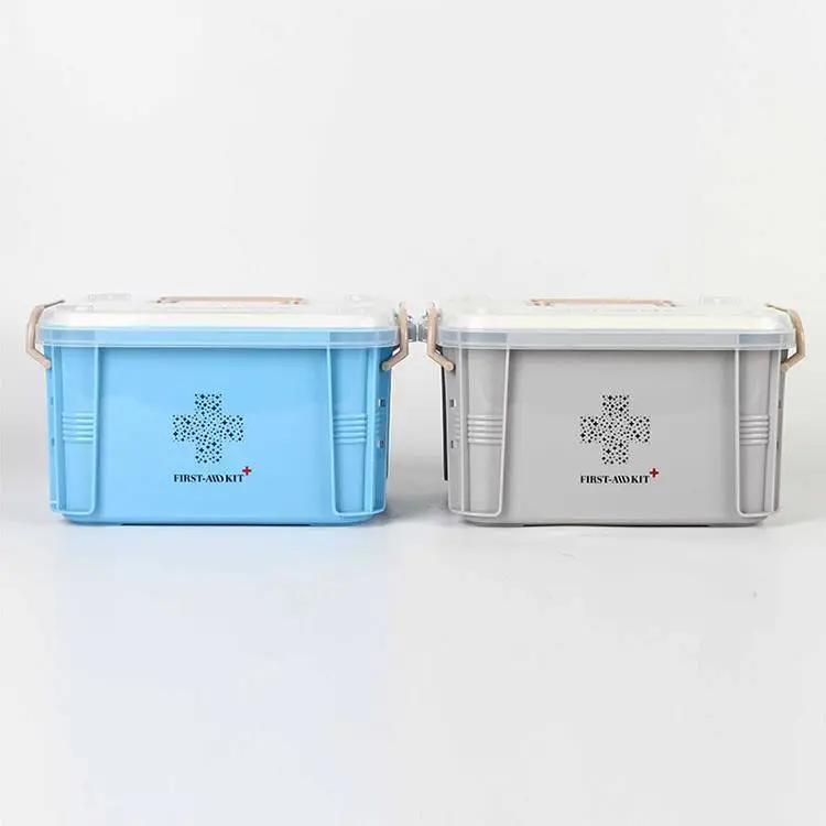 Two Sizes of Plastic Medicine Box Used for Organizing Medicine 1